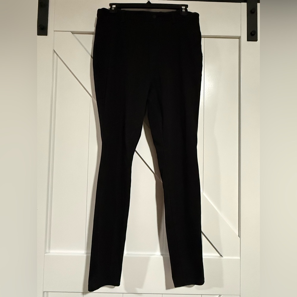 Women’s Black Jeggings